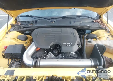 2017 Dodge Challenger Sxt z USA, uszkodzony, nr VIN 2C3CDZAG7HH531774